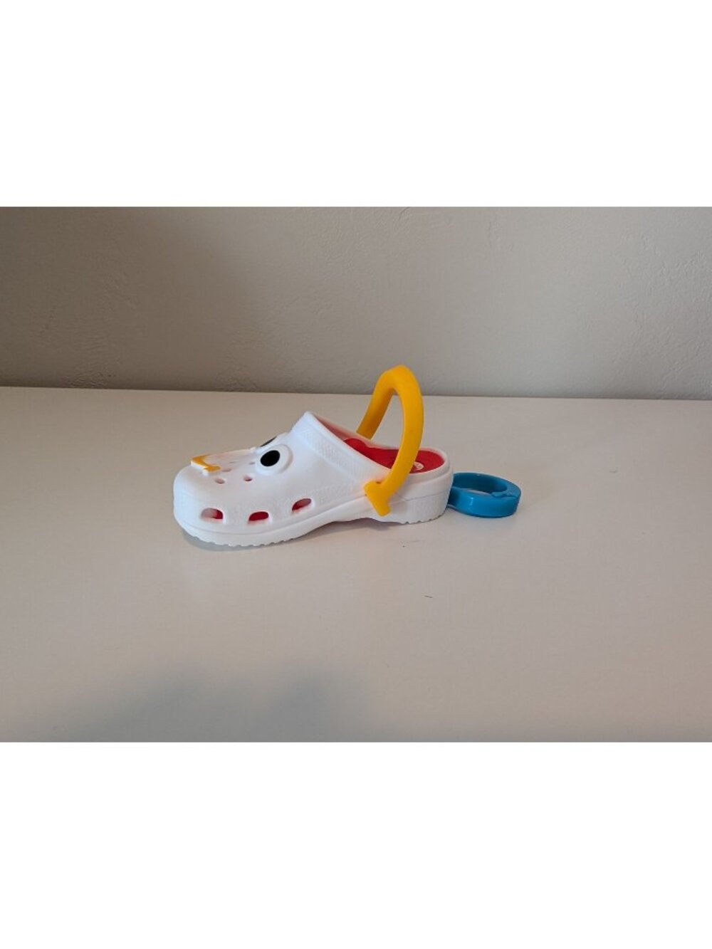 2024 McDonalds Crocs #7 Mini Keychain Happy mean Toy